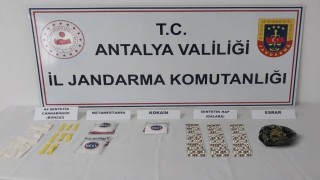 Antalyada uyuşturucu operasyonunda çok sayıda madde ele geçirildi