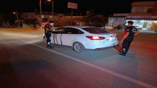 Aranan 2 şahıs yakalandı, 18 araç ile 9 motosiklet trafikten men edildi