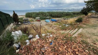 Arifiye Gölbaşı Parkta çevre rezaleti: Piknik alanı çöplüğe döndü