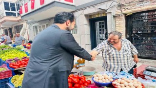 Arınç, pazarcı esnafını dinledi