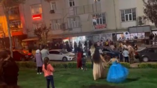 Arnavutköyde düğün çıkışı sopalı ve tekmeli yumruklu kavga