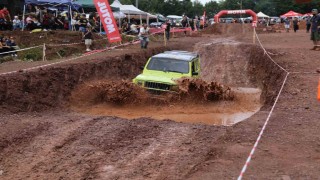 Artvinin Kafkasör Yaylasında nefes kesen off-road heyecanı