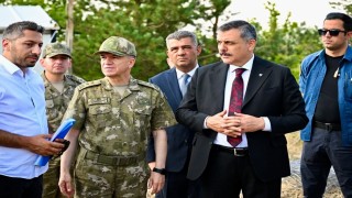 Askeri tesis inşaatlarını incelediler