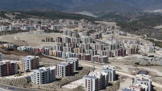 Asrın felaketinin yerle bir ettiği Antakya devlet yatırımlarıyla yeniden hayat buluyor