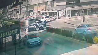 Aynı kavşakta göz göre göre kazalar güvenlik kamerasında