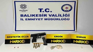 Ayvalıkta narkotik polisinden operasyon: 3 kişi tutuklandı