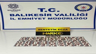 Ayvalıkta narkotik polisleri 265 adet uyuşturucu hap ele geçirdi