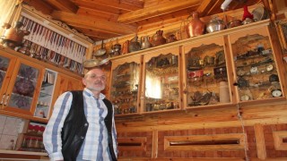 Baba ocağını restore edip kültür evine çevirdi bin parça antika eşyayı evinde sergiliyor