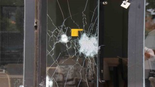 Bahçe mobilyaları satan iş yerine tüfekli saldırı