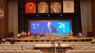 Bahçeliden AK Partiye anlamlı çiçek