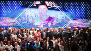 Bakan Bak: Bugün Şırnakta roket sesleri yerine raket sesleri var