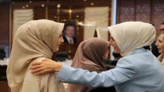 Bakan Göktaş, Bingölde şehit aileleri ve gazilerle Terörsüz Türkiye Kardeşlik Sofrasında buluştu