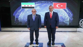 Bakan Kacır, Suriyeli mevkidaşı ile bir araya geldi