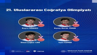 Bakan Kacır: Ülkemizi temsil eden gençlerimiz 4 bronz madalya kazanarak bize gurur yaşattılar
