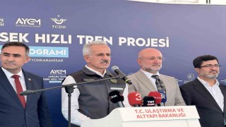 Bakan Uraloğlu: Yaklaşık 11,5 milyon insanımız hızlı tren konforuna kavuşacak