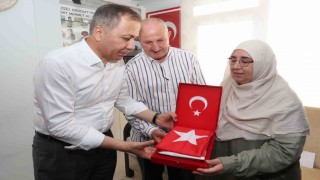 Bakan Yerlikayadan şehit Ahmet Doğanın Denizlideki baba ocağına ziyaret