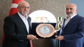 Bakanlar Elazığ Ticaret Borsasında: Başkan Dumandağ projeleri anlattı