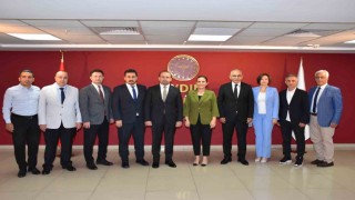 Bakanlık heyeti Aydındaki sağlık yatırımlarını inceledi