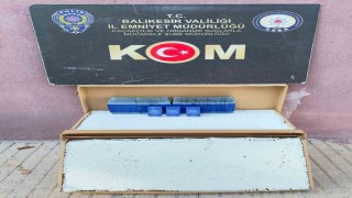 Balıkesirde kaçak tütün operasyonu; 2 şahsa gözaltı