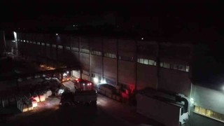 Balıkesirde kağıt fabrikasında yangın