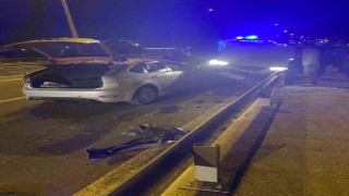 Balıkesirde sıkışmalı trafik kazası: 2 yaralı