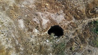 Balıkesirdeki 6.1lik deprem sonrası Eskişehirde oluşan obruk dron ile görüntülendi