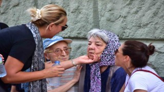 Balıkesirdeki depremde hayatını kaybeden vatandaş son yolculuğuna uğurlandı