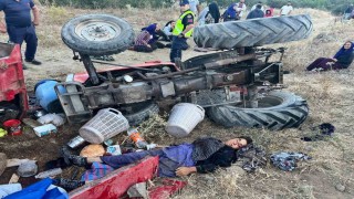 Balıkesirin Sındırgı ilçesinde traktör faciası: 1 ölü, 4 yaralı