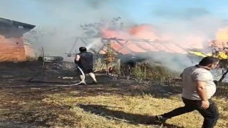 Bartında samanlık yangını