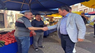 Başkan Aydın, Muradiye Pazarında esnaf ve vatandaşla buluştu
