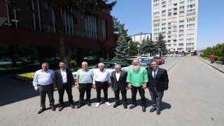 Başkan Büyükkılıça ziyaretçi akını