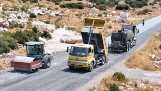 Başkan Çerçioğlu kırsal mahallelerde yol yenileme çalışmalarını sürdürüyor