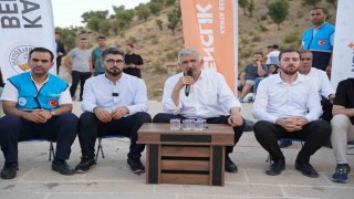 Başkan Hallaç, Cendere Köprüsünde gençlerle geleceği konuştu