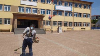 Başkan Özdoğan: Çocuklarımız yeni döneme tertemiz okullarda başlayacak