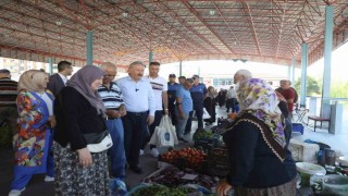 Başkan Palancıoğlu; köy pazarında üreticilerle bir araya geldi
