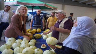 Başkan Subaşı, kapalı pazar esnafı ve vatandaşlarla buluştu