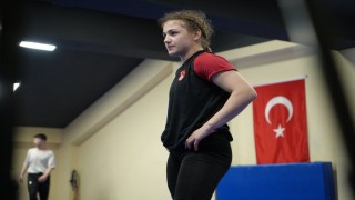 Bayburtlu milli güreşçi Akkuş dünya üçüncüsü oldu