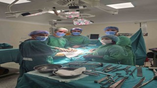 Bayburtta 5 hastaya diz protezi ve kapalı omuz ameliyatı yapıldı