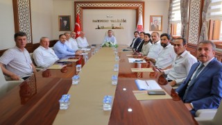 Bayburtta öğrenci yurtlarının durumları toplantıda değerlendirildi