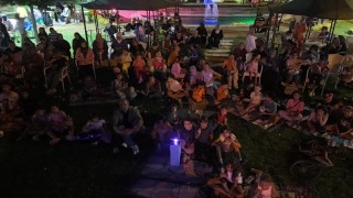 Bayırköyde yaz akşamları açık hava sinemasıyla şenleniyor