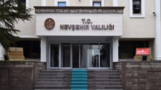 Bayrak direğindeki striptiz dansına soruşturma başlatıldı