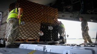 Belçikadan Gazzeye havadan yardım: 15 ton malzeme bırakıldı