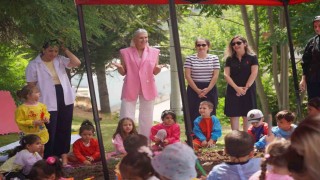 Belediye Başkanı Subaşı, Cemal Süreya Atölyesinde çocuklarla bir aradaydı