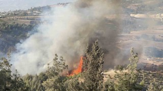 Beton mikserleri ve iş makineleri ile yangını söndürmek için seferber oldular