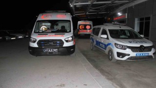 Beyşehirde bir kişi tanımadığı şahıs tarafından bıçaklandı