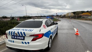 Bilecikte meydana gelen trafik kazasında 2 kişi yaralandı