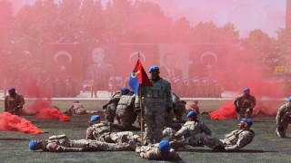 Bin 619 komando dualarla mezun oldu