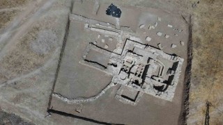 Bin 700 yıllık Roma hamamında yerden ısıtmalı sistem ortaya çıktı