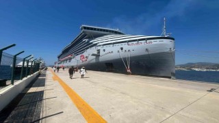 Bodruma 2 bin 577 yolcu getirdi