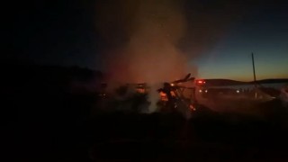 Boluda 2 yayla evi yangında küle döndü